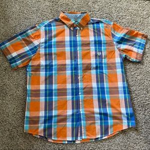 Men’s casual button down shirt